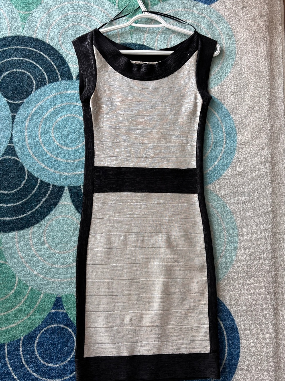 Le Chateau Black & Silver bodycon Dress
